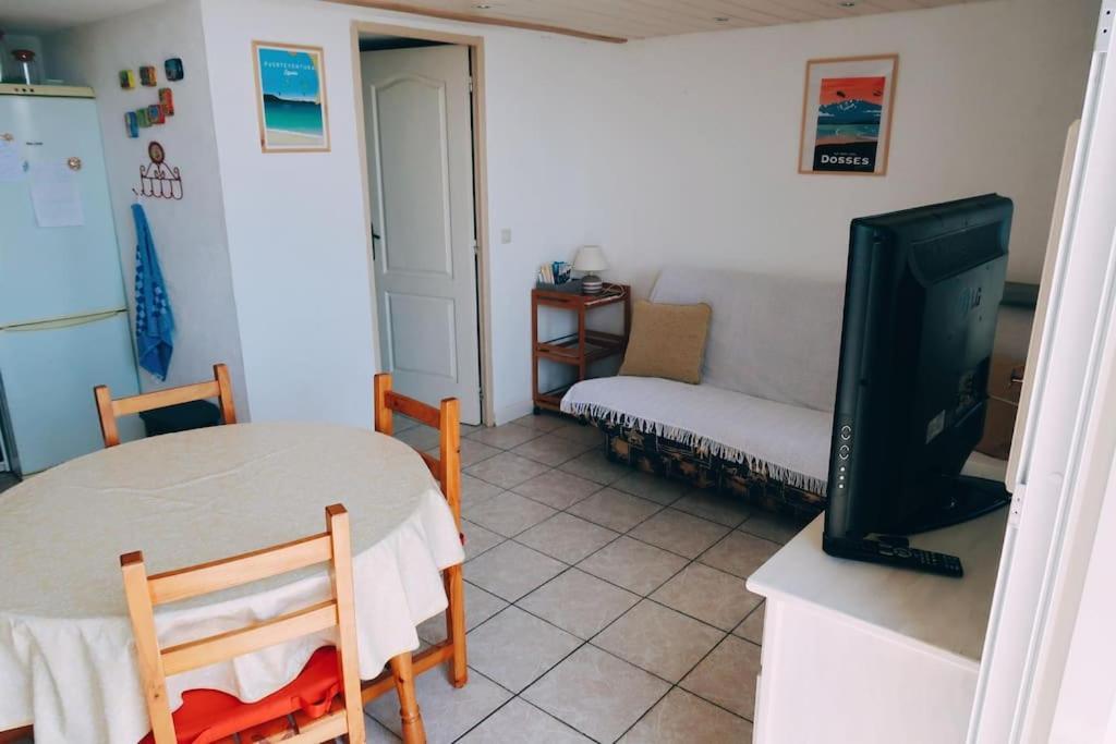 Appartement Coup De Coeur Les Pieds Dans L'Eau Ле Баркарес Экстерьер фото